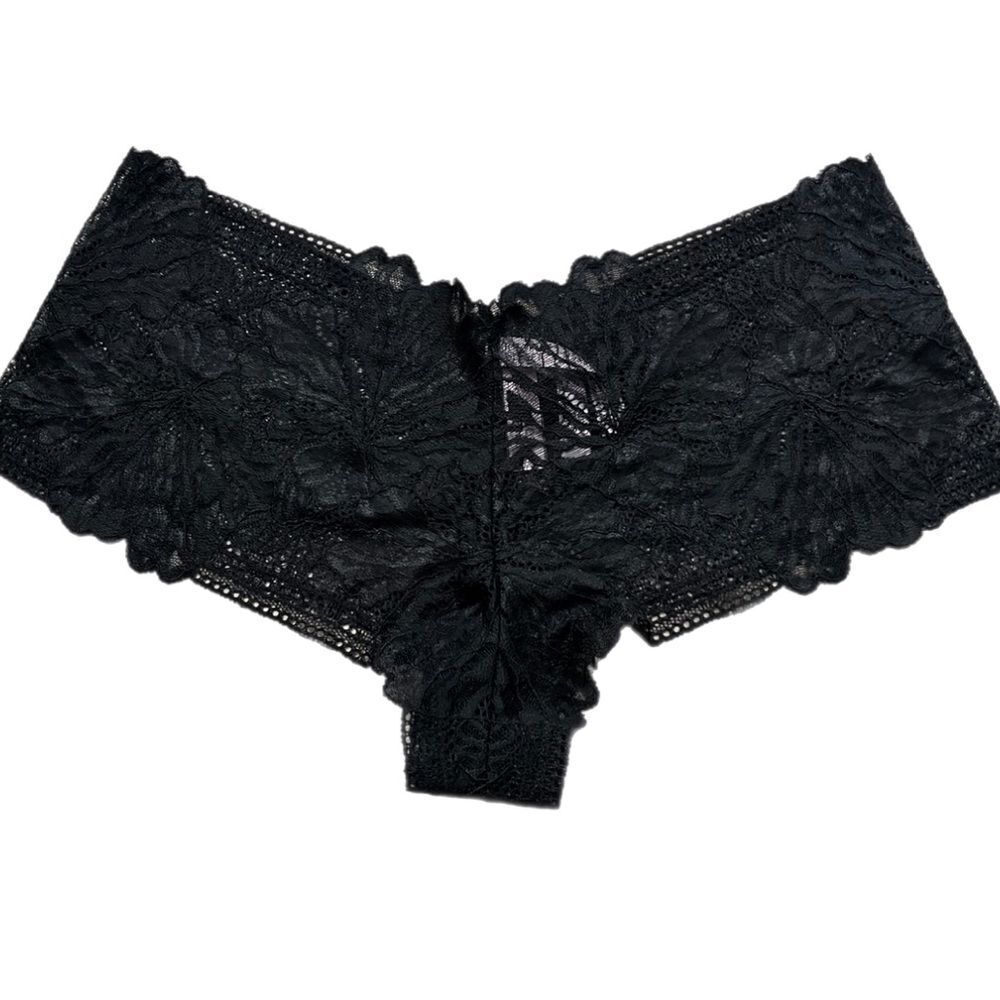 Victoria’s Secret Incredible Sheer floral lace Shortie panty black XLarge